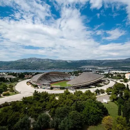 Marilu Split, Self Check In