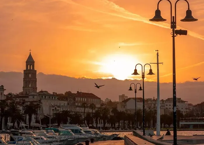 Marilu Split, Self Check In Split