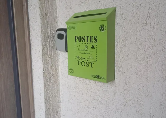 Marilu Split, Self Check In Split