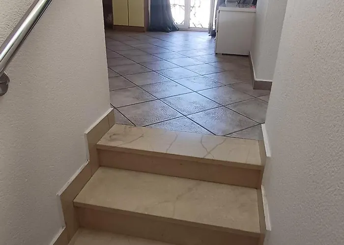 Marilu Split, Self Check In Split